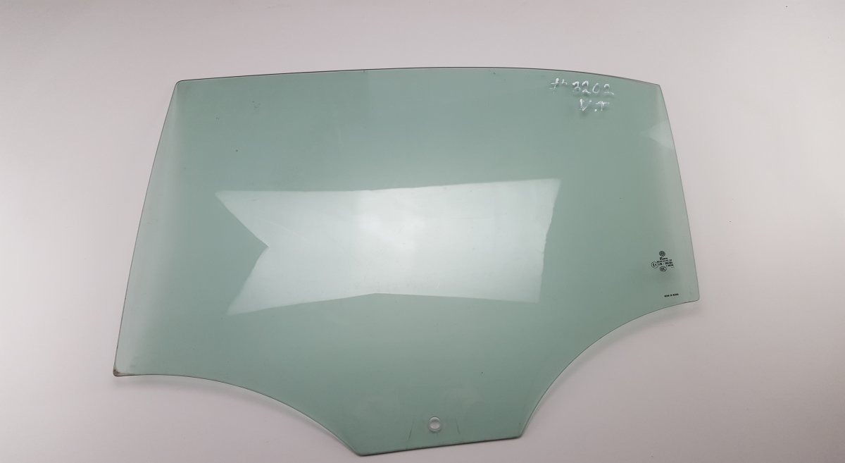 Volkswagen Jetta Door window glass — rear left Door window glass — rear left — VW JETTA VI (16...