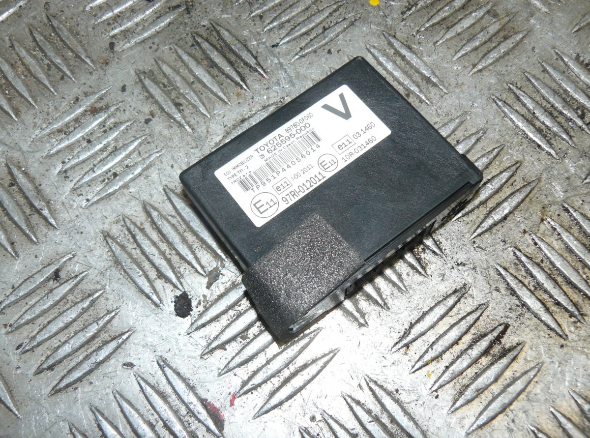 Toyota Verso Immobilizer control unit Immobilizer control unit — TOYOTA VERSO (AR20) ...