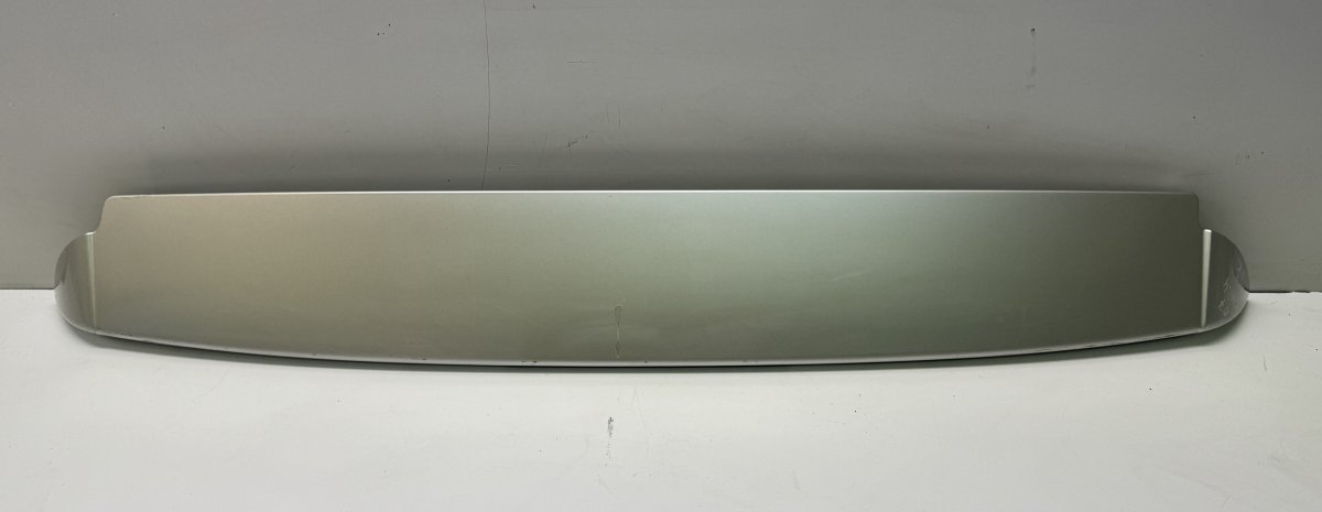 Toyota RAV4 (XA30) Boot lid / tailgate spoiler Boot lid / tailgate spoiler — TOYOTA RAV 4 III ...