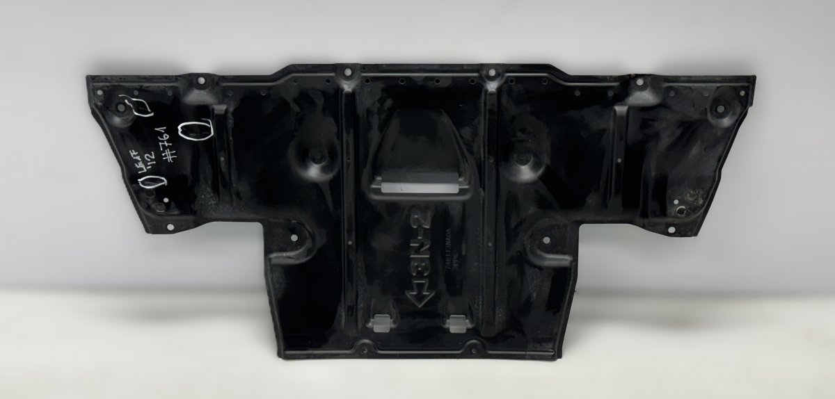 Nissan Leaf Engine splash shield Engine splash shield — NISSAN LEAF I (ZE0) (201...