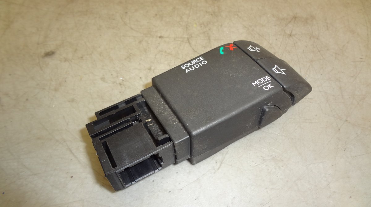 Dacia Logan MMI joystick / control pad MMI joystick / control pad — DACIA LOGAN II (20...