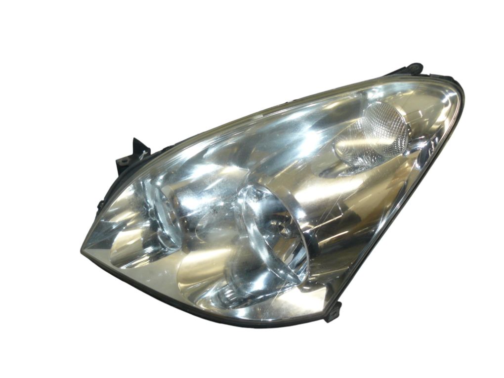 Toyota Corolla Verso Left headlight Left headlight — TOYOTA COROLLA Verso II (AR10)...