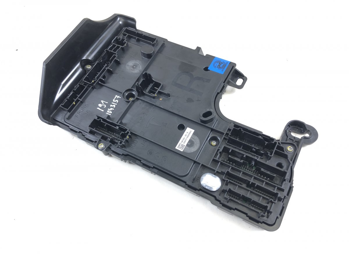 Tesla Model 3 Body control module (BCM) Body control module (BCM) — TESLA MODEL 3 (2017...