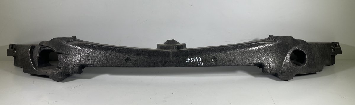 Mercedes-Benz A (W176) Front Bumper Foam Insert Front bumper foam insert — MERCEDES-BENZ B-CLAS...