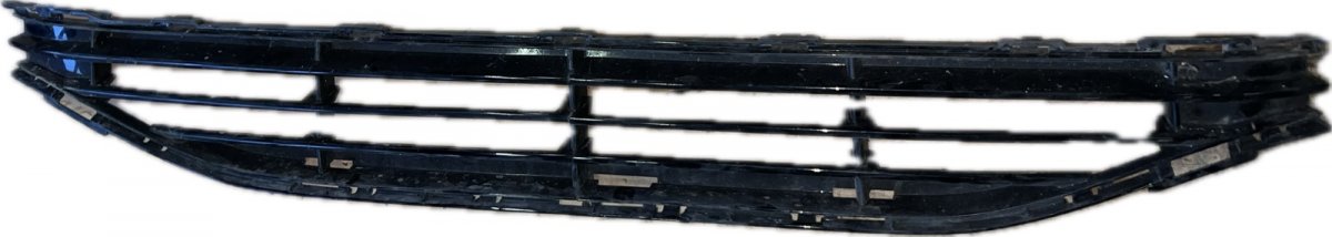 Volvo V40 Centre front bumper grille Centre front bumper grille — VOLVO V40 (2012-20...