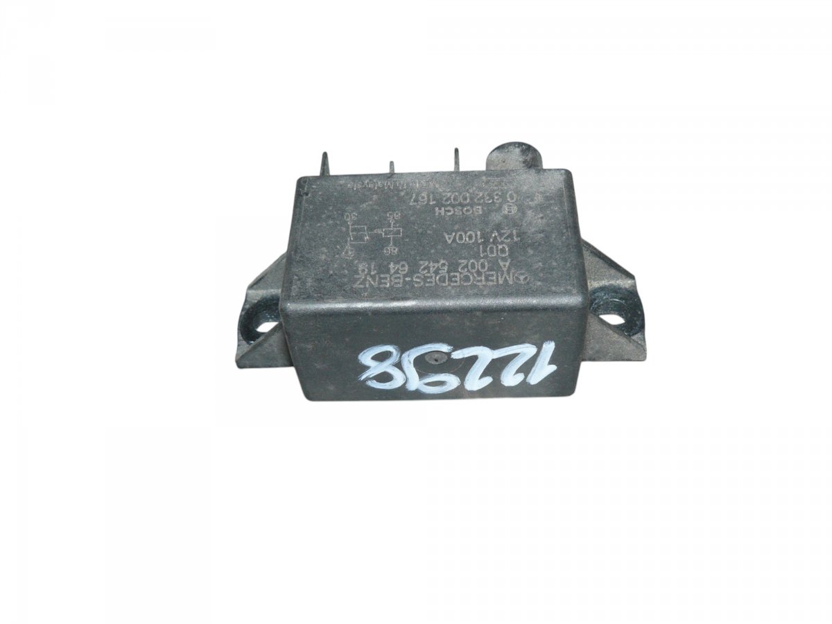 Mercedes-Benz CLS (C219) Battery control unit Battery control unit — MERCEDES-BENZ CLS (C219)...