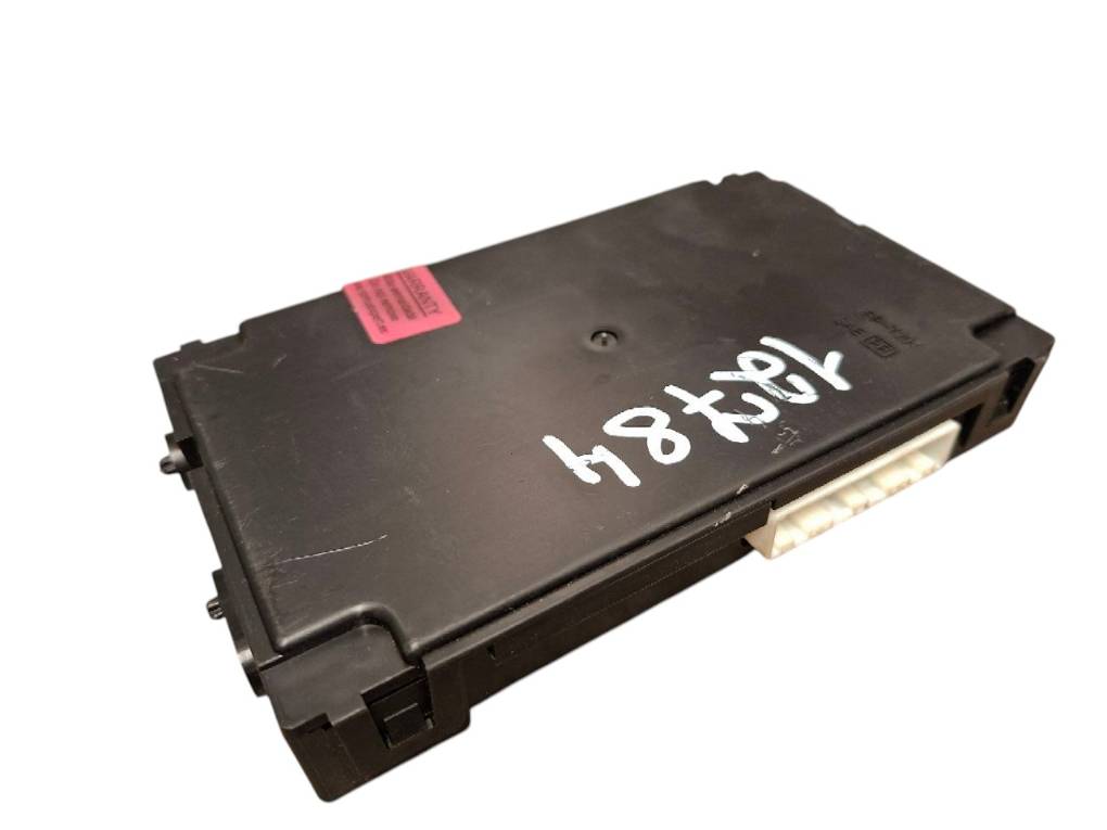Infiniti Q50 Air-conditioning control unit Air-conditioning control unit — INFINITI Q50 (V...