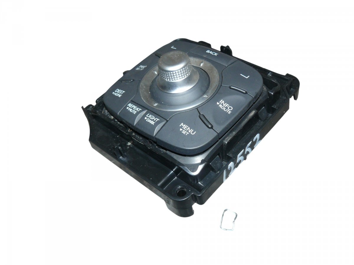 Renault Megane MMI joystick / control pad MMI joystick / control pad — RENAULT MEGANE III...