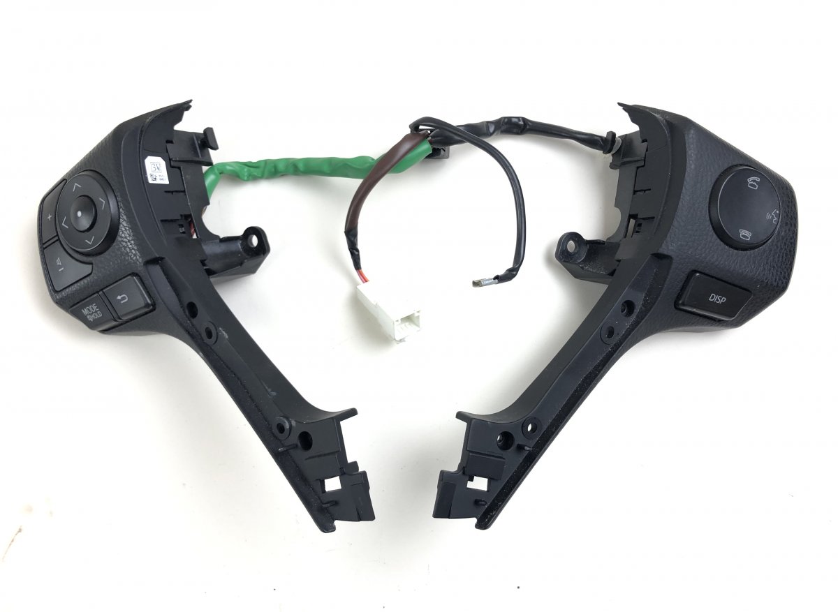 Toyota RAV4 (XA40) Steering Wheel MF Switch Left Steering Wheel MF Switch Left — TOYOTA RAV 4 IV...