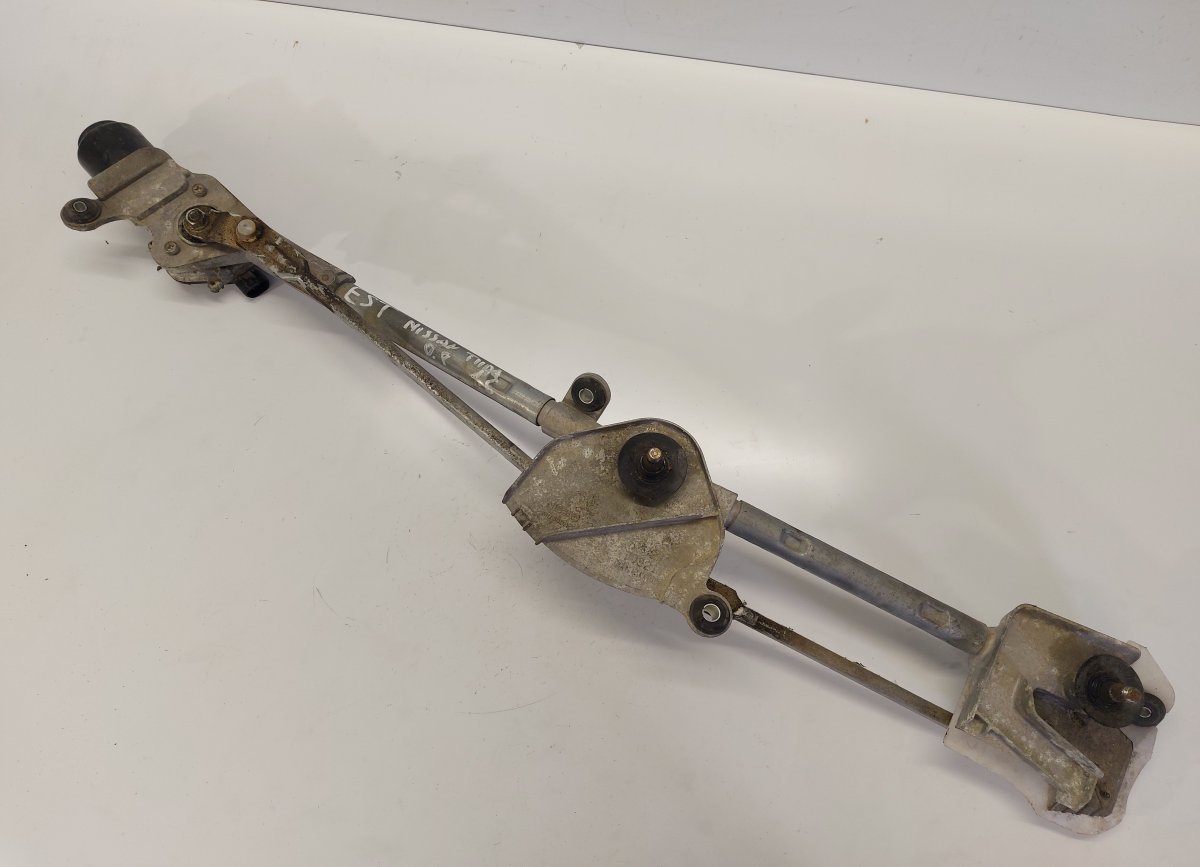 Nissan Tiida Wiper linkage / mechanism Wiper linkage / mechanism — NISSAN TIIDA I / VE...