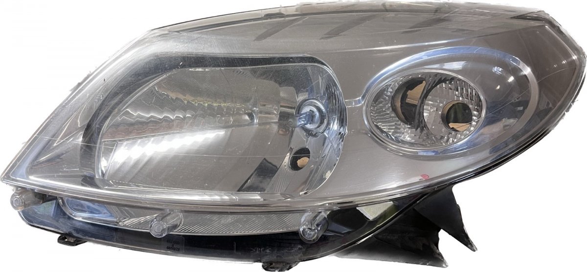 Dacia Sandero Left headlight Left headlight — DACIA SANDERO I (2008-2012) — ...