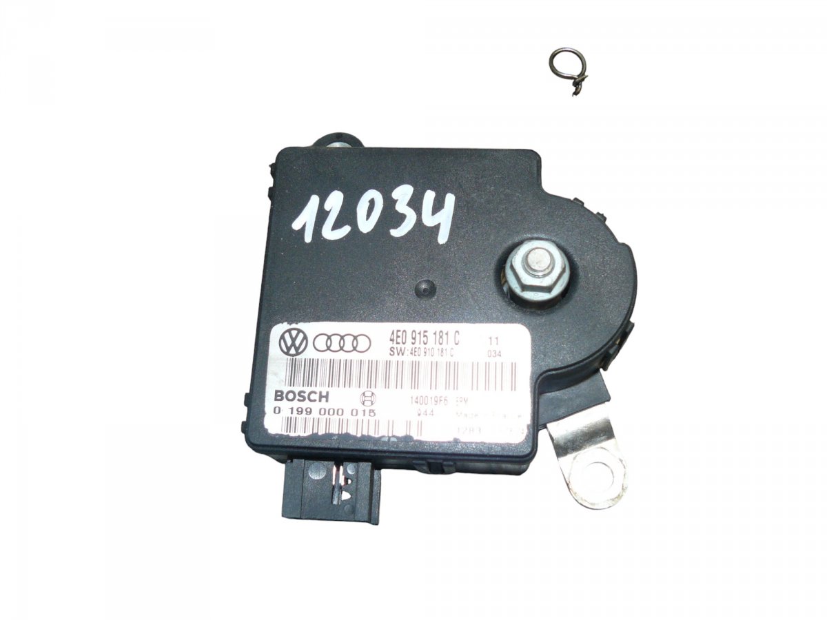 Audi A8 (D3) Battery control unit Battery control unit — AUDI A8 (4E) (2002-2010)...