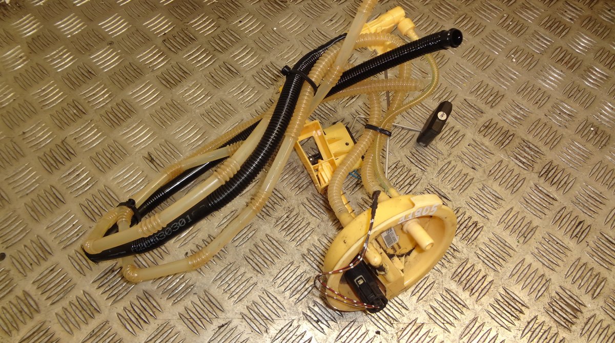 BMW 1 (E81 / E82 / E87 / E88) Fuel Level Sensor Fuel Level Sensor — BMW 1 (E81, E82, E87, E88) ...