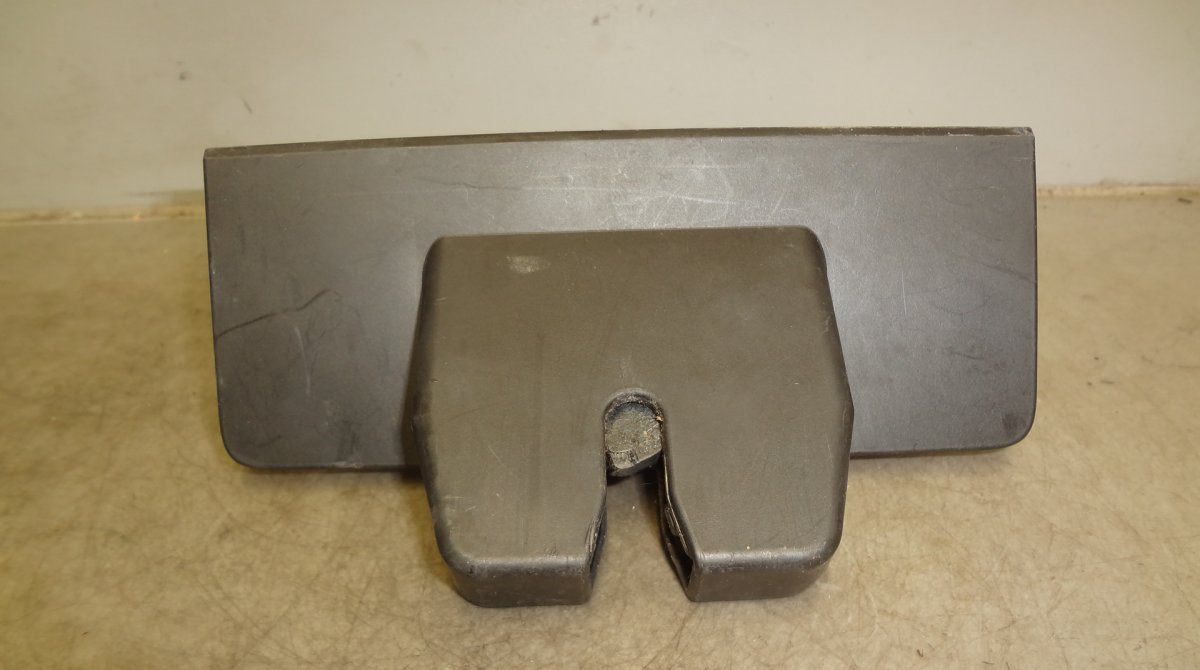 Volvo XC60 Boot lid / tailgate lock Boot lid / tailgate lock — VOLVO XC60 I (2009-2...