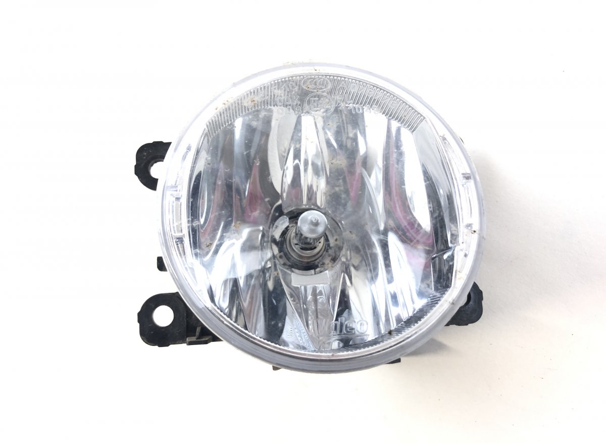 Suzuki S-Cross Fog lamp — front right Fog lamp — front right — SUZUKI SX4 III / S-CRO...
