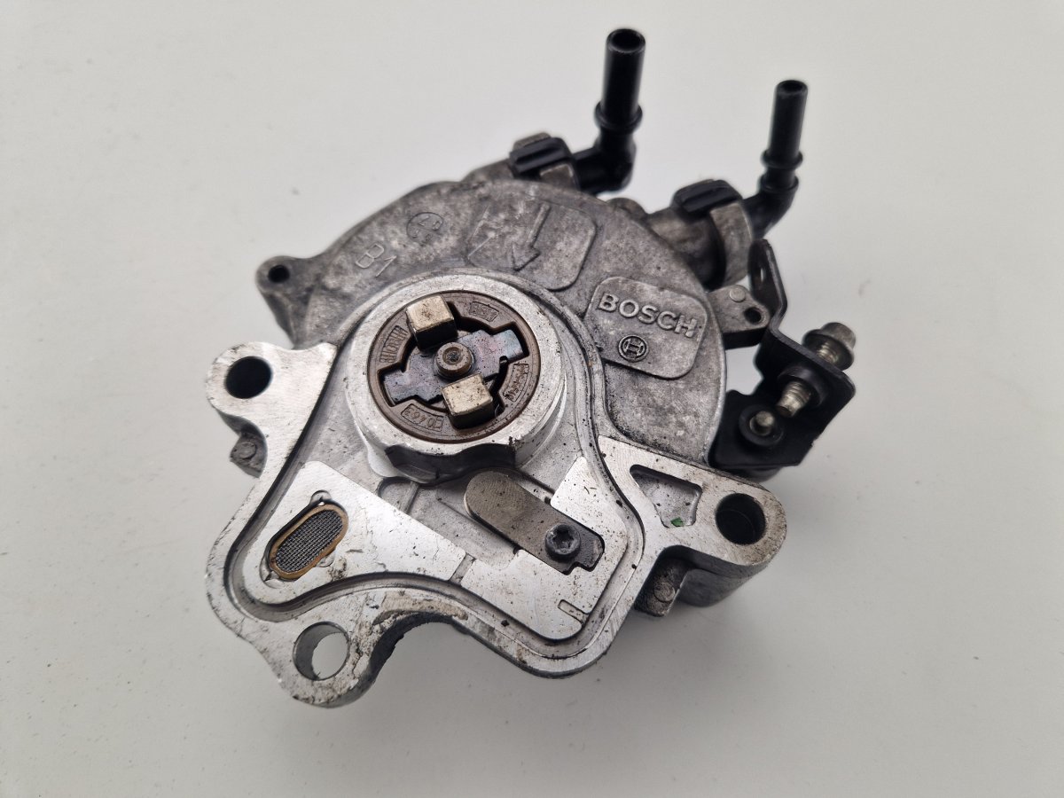 Citroen C5 Brake Vacuum Pump Brake vacuum pump — CITROËN C5 II (2008-2019) —...
