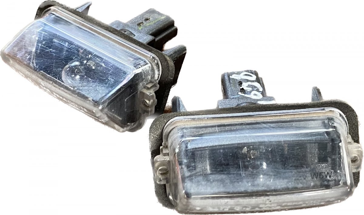 Toyota Corolla Number plate light Number plate light — TOYOTA COROLLA XI (E170, E...