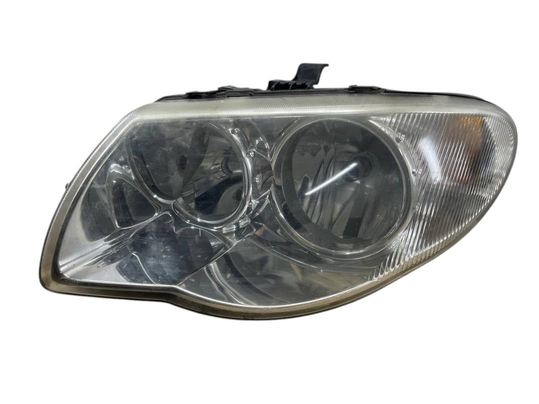 Chrysler Grand Voyager / Town & Country Left headlight Left headlight — CHRYSLER VOYAGER IV (RG, RS) (...