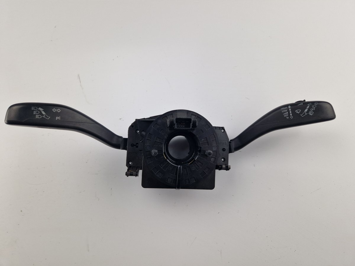 Skoda Roomster / Praktik Indicator / wiper stalk switch / slip ring Indicator / wiper stalk switch / slip ring — SK...