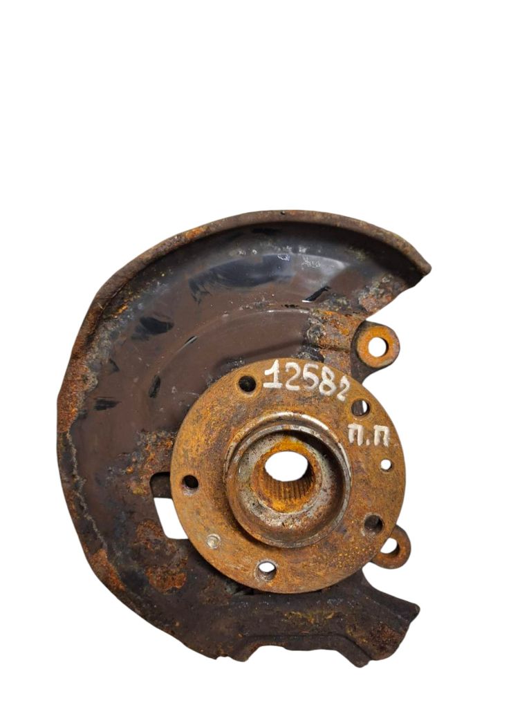 Nissan Qashqai (J11) Wheel bearing housing — front right Wheel bearing housing — front right — NISSAN QA...