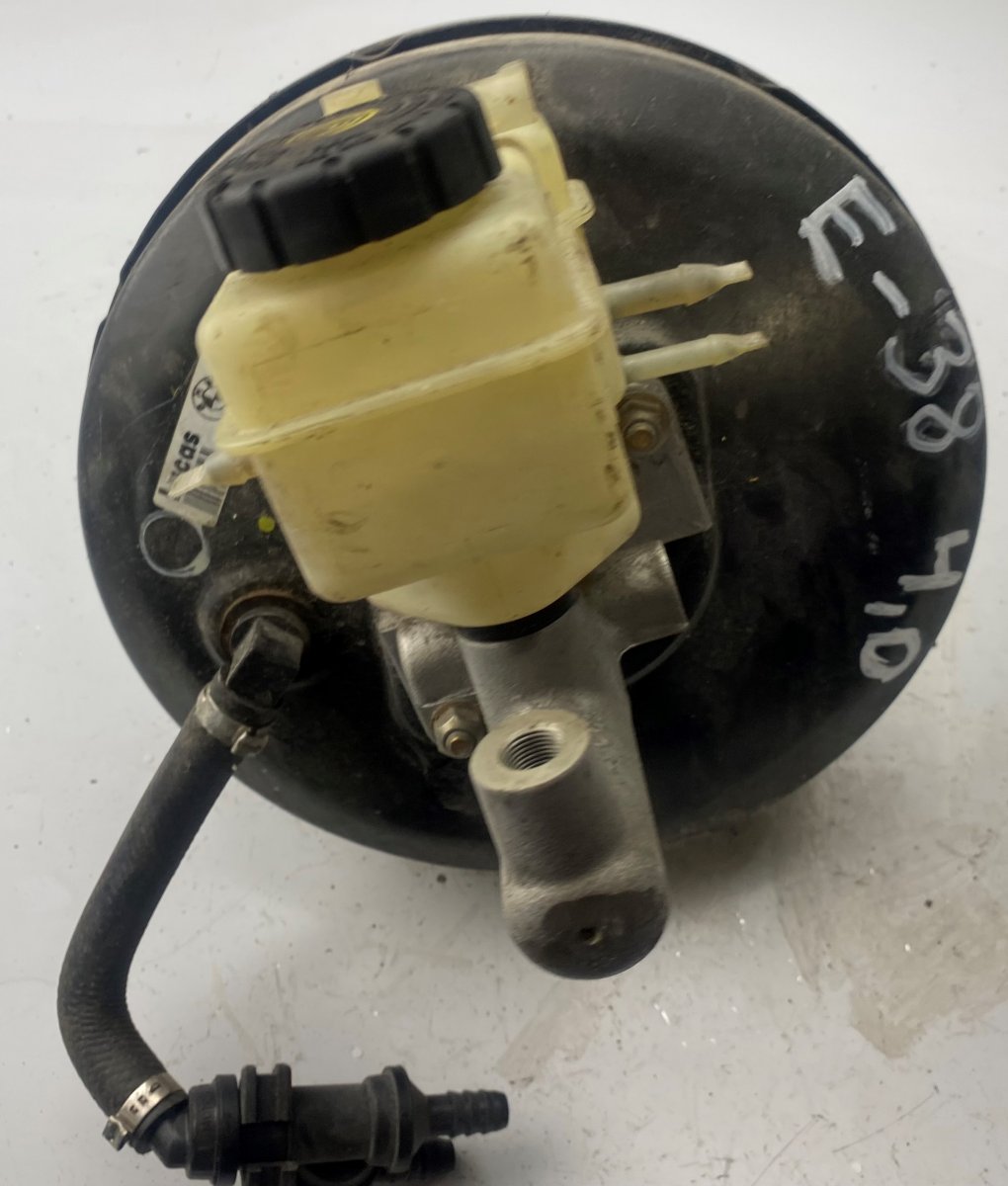 BMW 7 (E38) brake booster Brake booster — BMW 7 (E38) (1994-2001) — 34331...