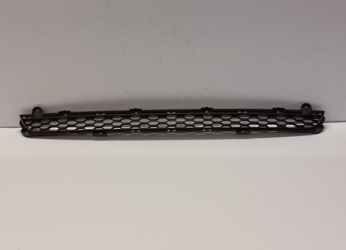 Kia Sorento Centre front bumper grille Centre front bumper grille — KIA SORENTO II (XM...