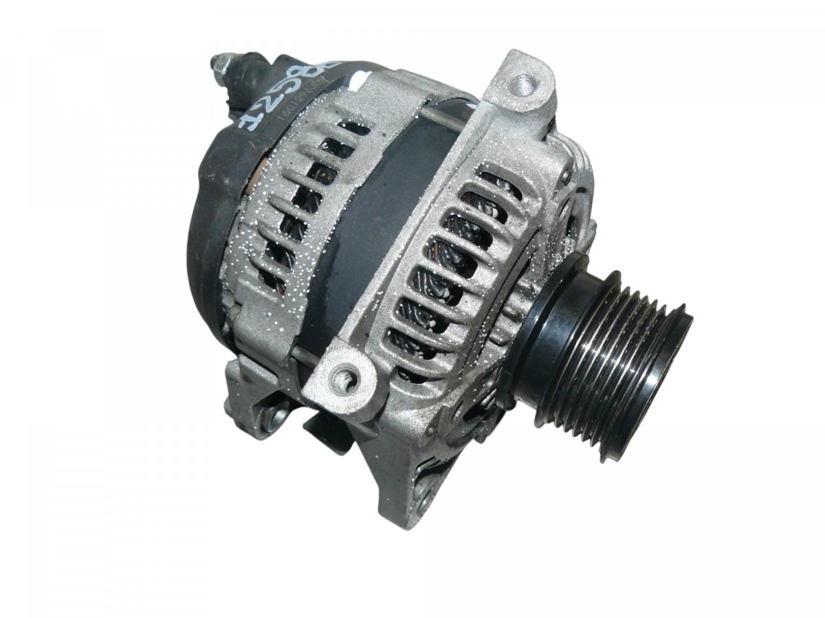 Chrysler Voyager / Town & Country Alternator Alternator — CHRYSLER VOYAGER IV (RG, RS) (2000...