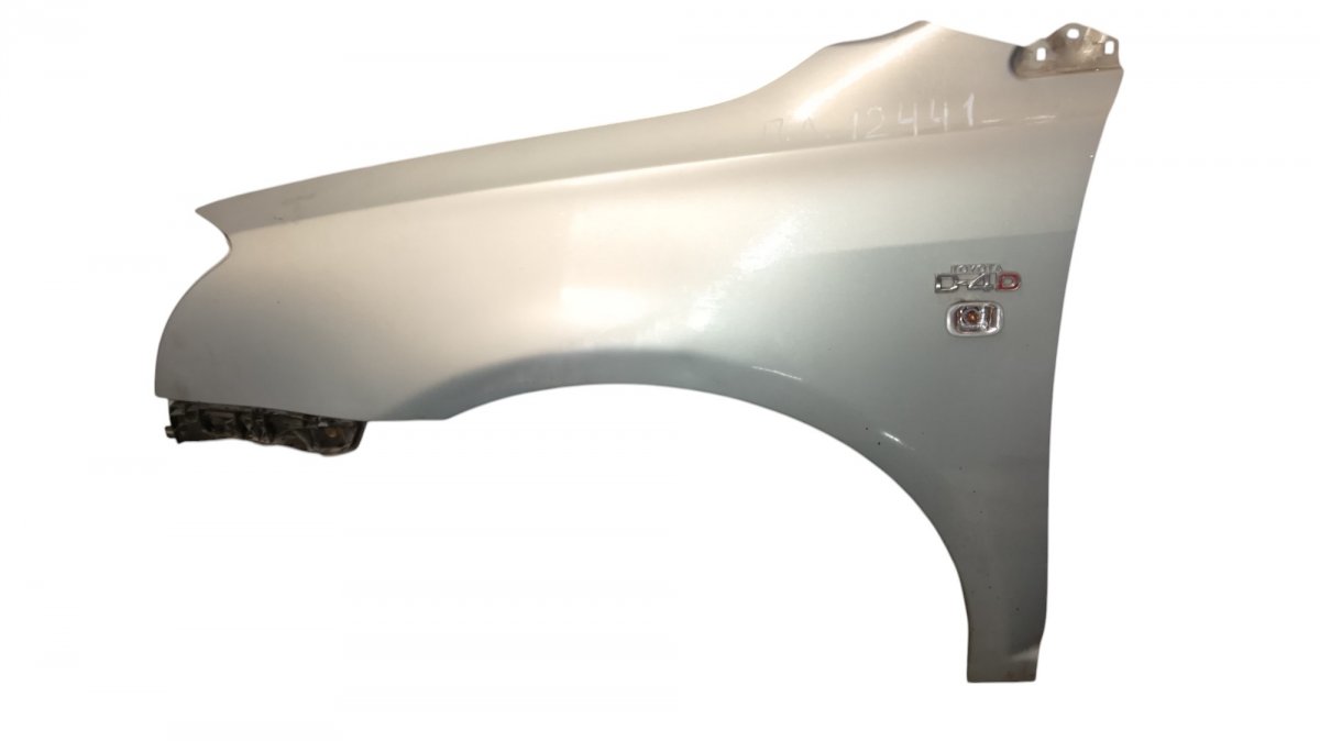 Toyota Avensis (T22) Front Left Fender Front Left Fender — TOYOTA AVENSIS (T250) (2003...