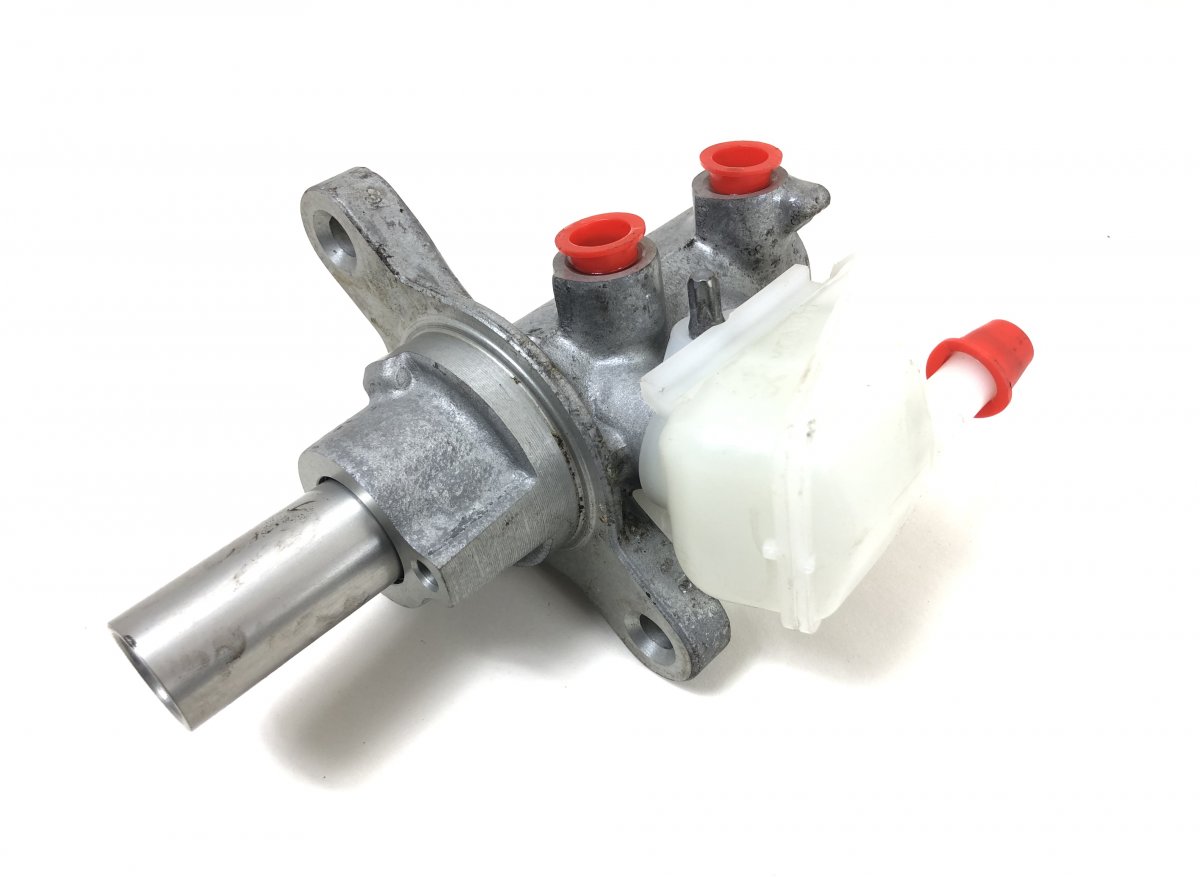 Honda CR-V jarrupääsylinteri Brake master cylinder — HONDA CR-V IV (RM) (201...