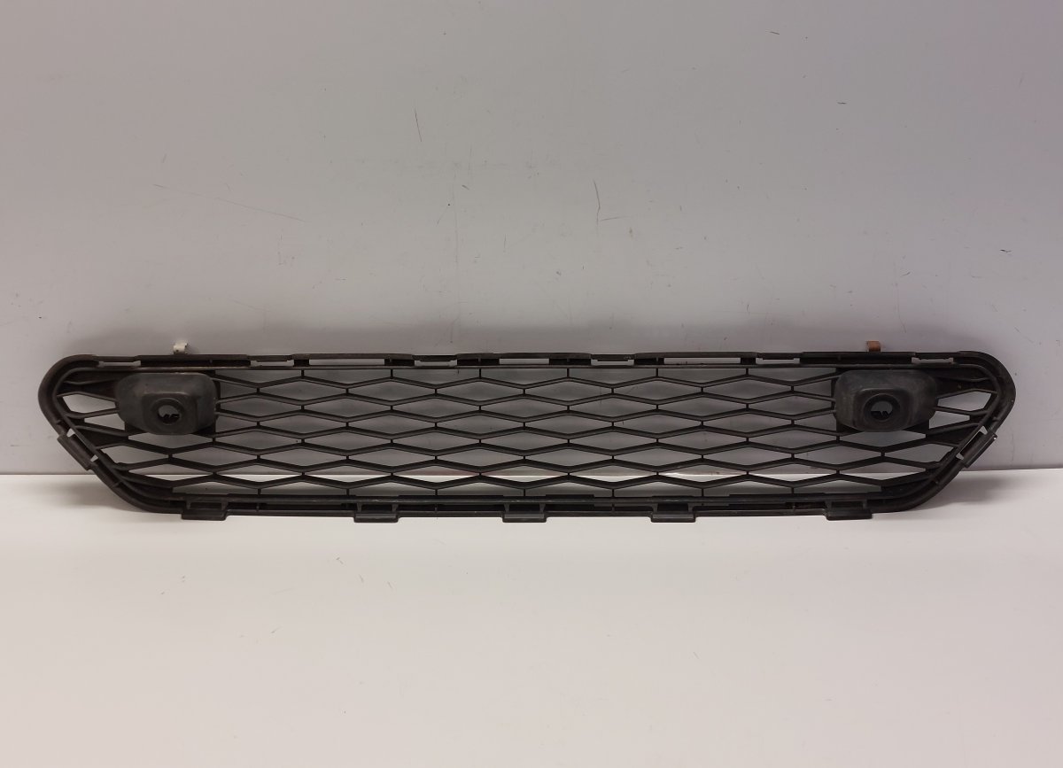Nissan X-Trail / Rogue Centre front bumper grille Centre front bumper grille — NISSAN X-TRAIL III...