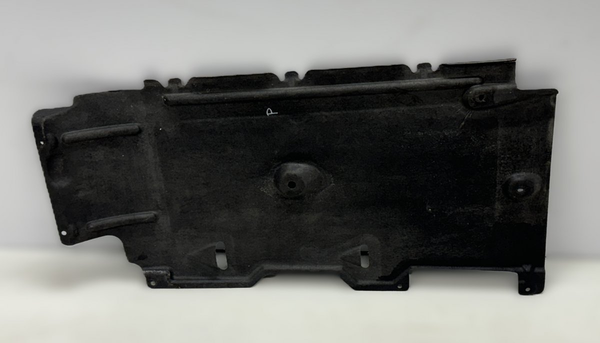 Volvo V40 Body splash shield — right Body splash shield — right — VOLVO V40 (2012-20...