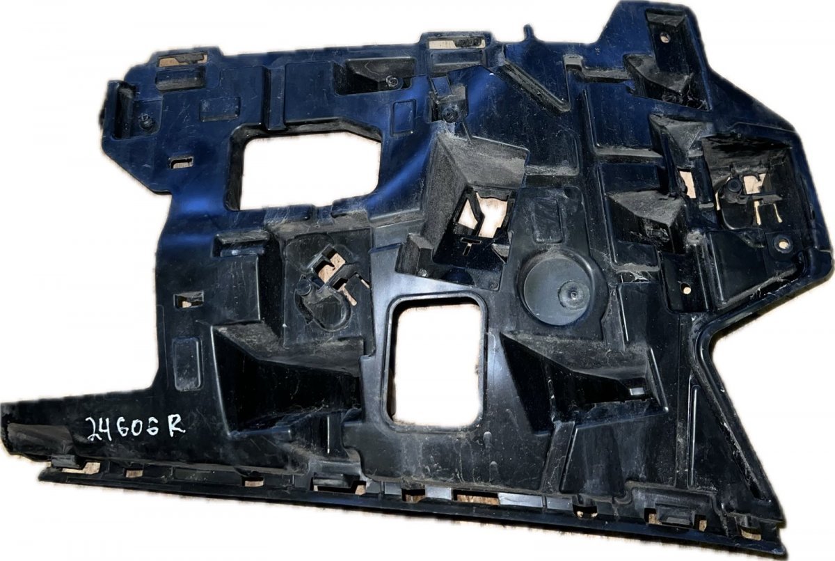 Volvo V40 Bumper Carrier — front right Bumper Carrier — front right — VOLVO V40 (2012-...