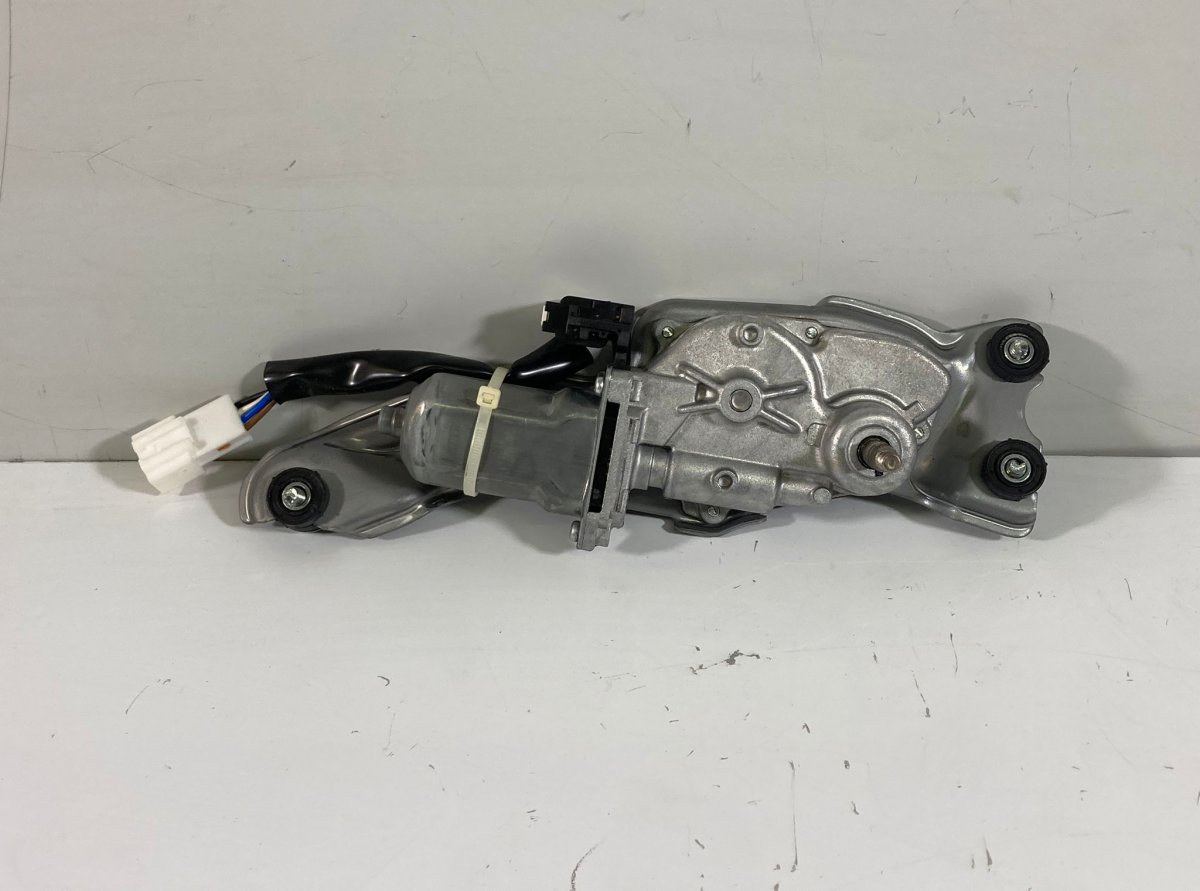 Hyundai Nexo Мотор стеклоочистителя Tailgate wiper motor — HYUNDAI NEXO I (FE) (201...
