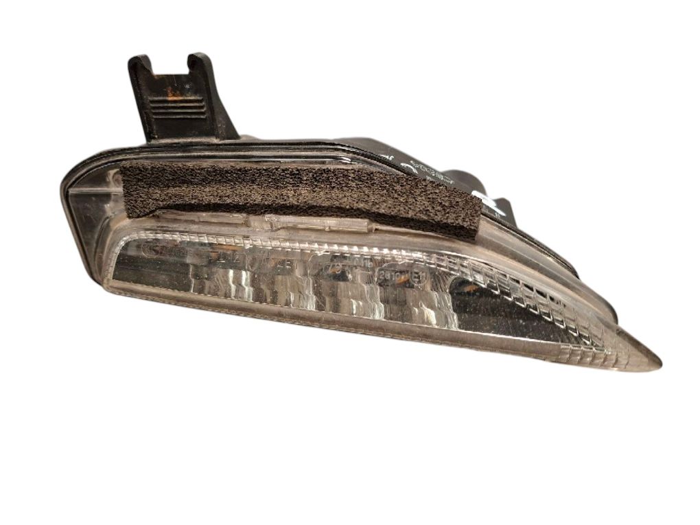 Infiniti Q50 Indicator front right Indicator front right — INFINITI Q50 (V37) (201...