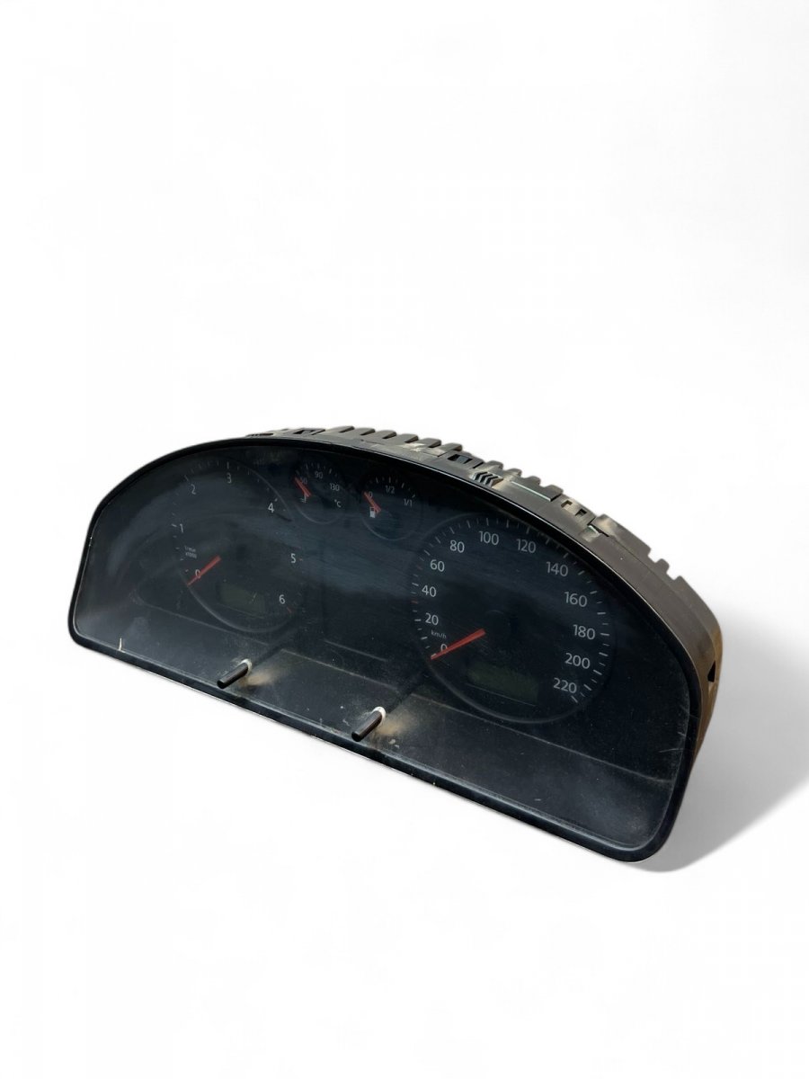 Volkswagen Transporter (T5, Caravelle, Multivan) приборы Instrument cluster — VW TRANSPORTER T5 / MULTIV...