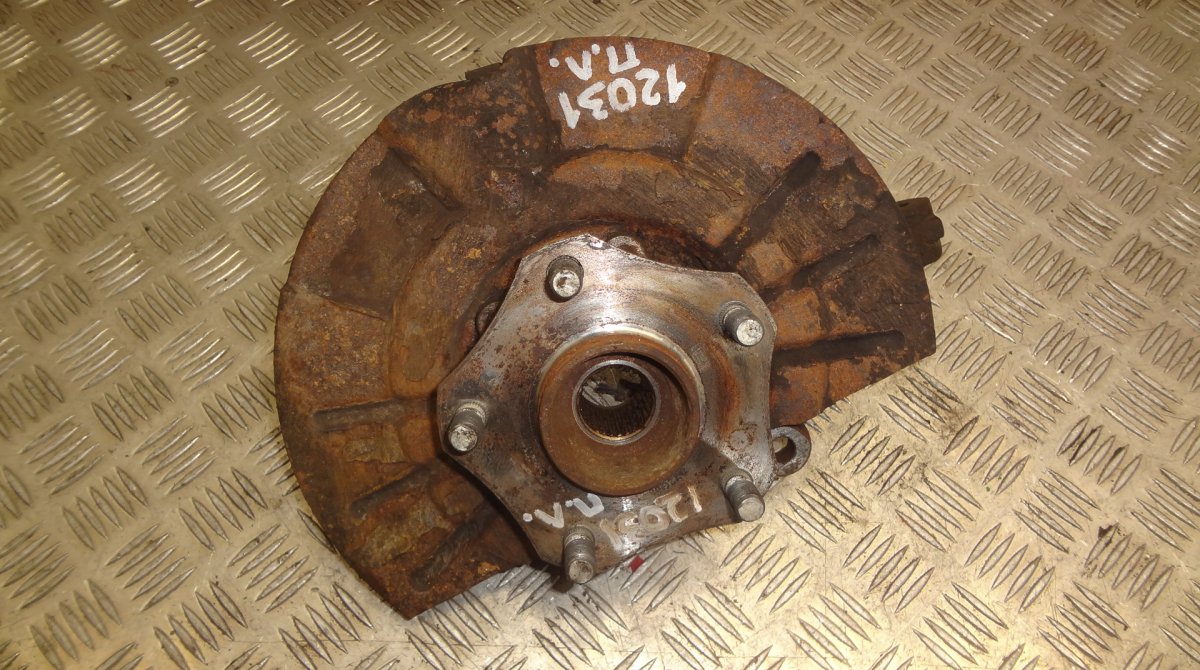 Suzuki Grand Vitara Wheel bearing housing — front left Wheel bearing housing — front left — SUZUKI GRA...