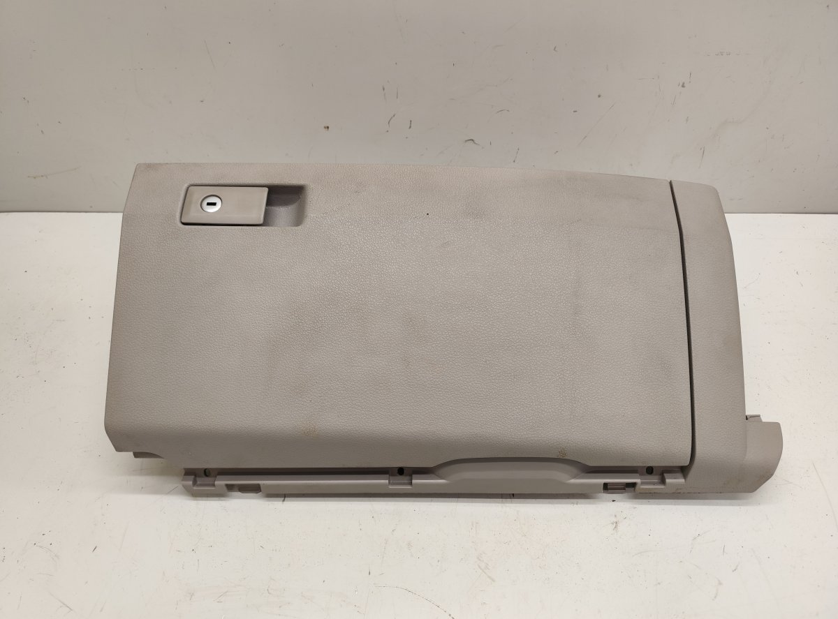 Volkswagen Transporter (T6, Caravelle, Multivan) Complete Glove Compartment Complete glove compartment — VW TRANSPORTER T6 ...