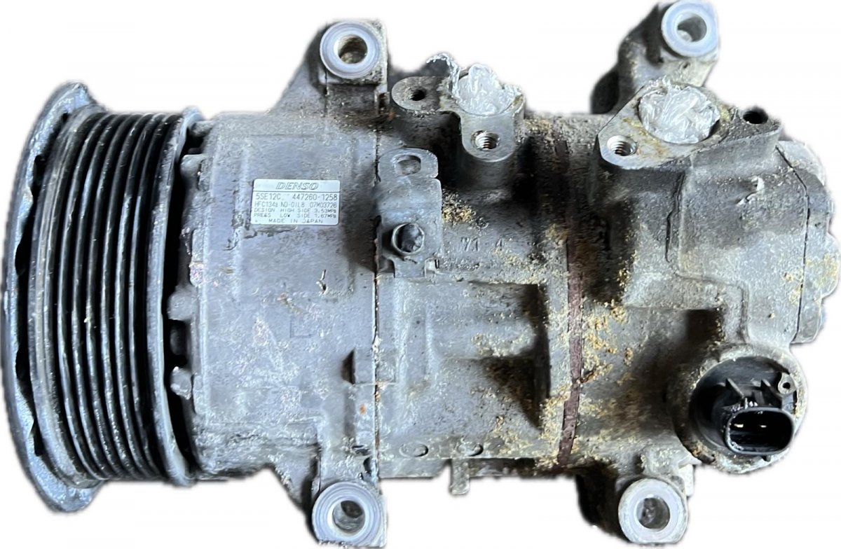 Toyota RAV4 (XA30) Air-conditioning compressor Air-conditioning compressor — TOYOTA RAV 4 III ...
