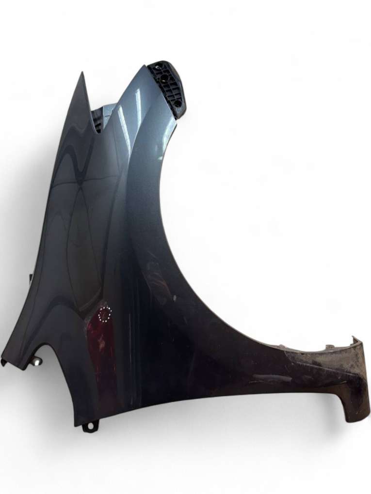 Toyota Auris Front Right Fender Front Right Fender — TOYOTA AURIS (_E15_) (2006...