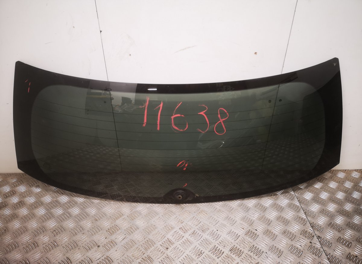 Toyota Avensis (T25) Rear Window glass Rear window glass — TOYOTA AVENSIS (T250) (2003...