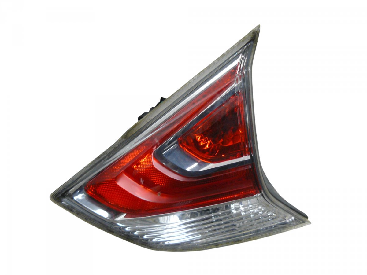 Nissan X-Trail / Rogue Inner tail light — right Inner tail light — right — NISSAN X-TRAIL III (...