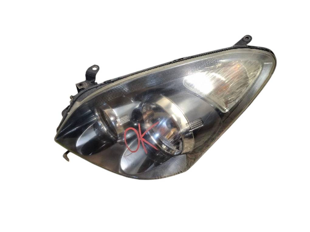 Toyota Corolla Verso Left headlight Left headlight — TOYOTA COROLLA Verso II (AR10)...