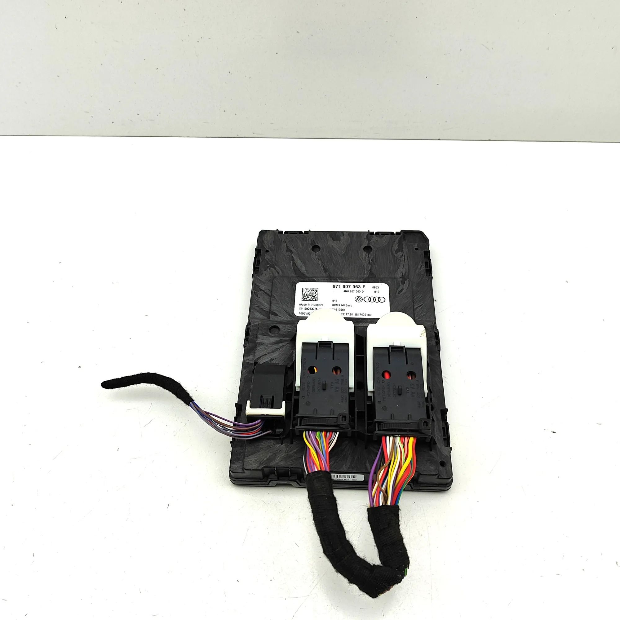 Porsche Cayenne Comfort Control Unit Comfort Control Unit — PORSCHE CAYENNE (9Y0/9Y3...