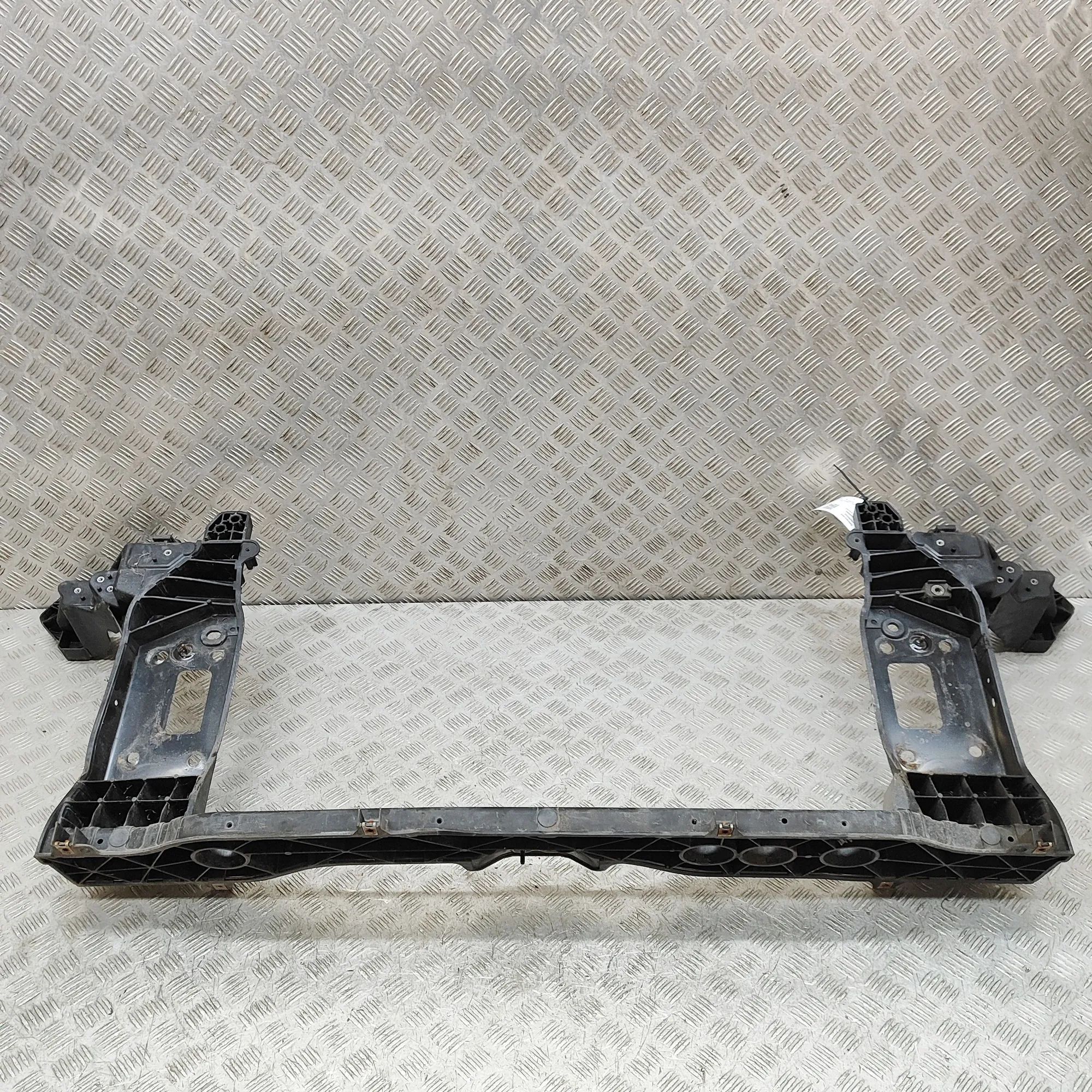 Hyundai Tucson Slam Panel Frame Kit Slam Panel Frame Kit — HYUNDAI TUCSON (TL, TLE)...