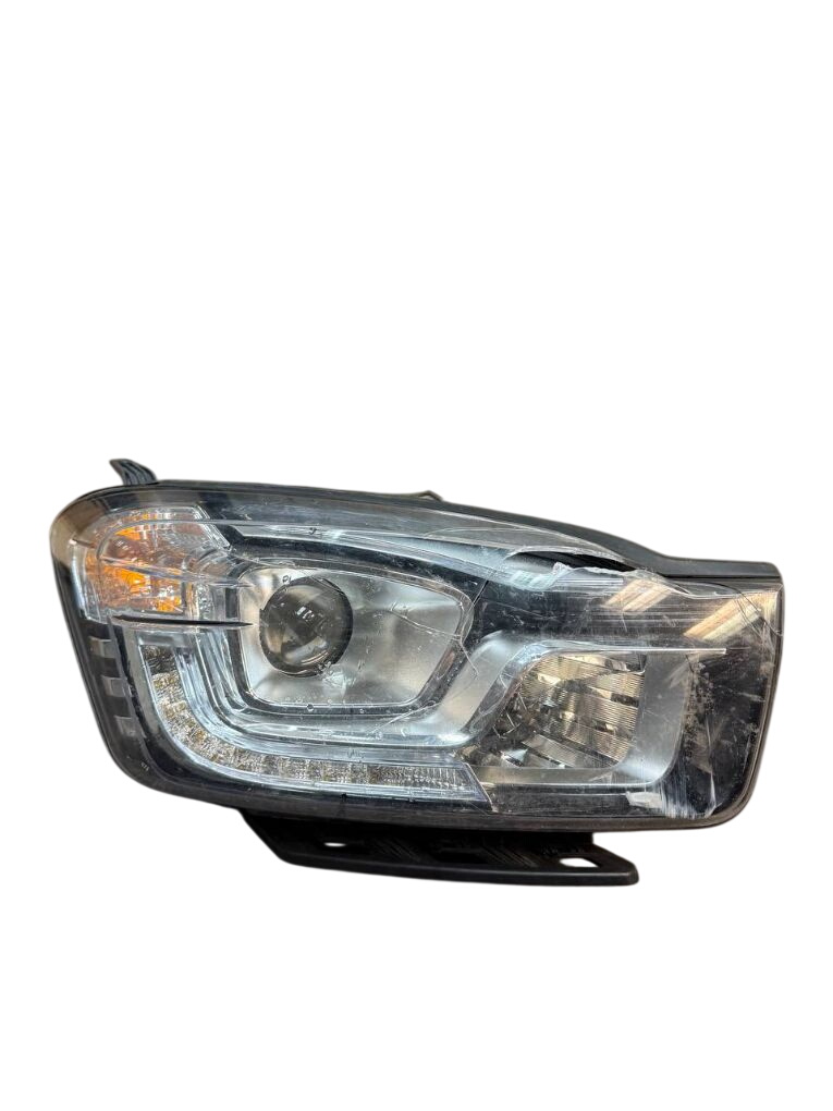 Ssangyong Korando, New Actyon Right headlight Right headlight — SSANGYONG KORANDO III (2010-2...