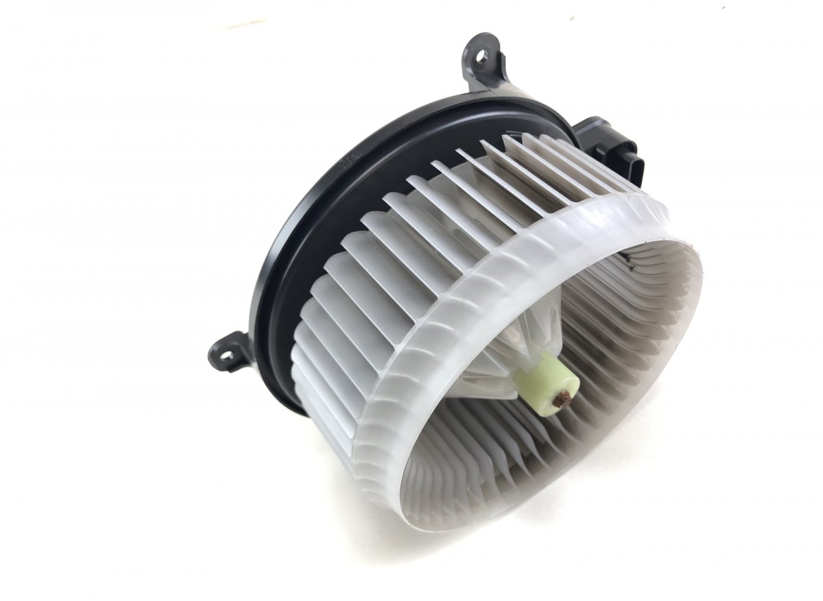 Land Rover Range Rover Sport (L494) Heater Blower Motor Heater blower motor — LAND ROVER RANGE ROVER SP...
