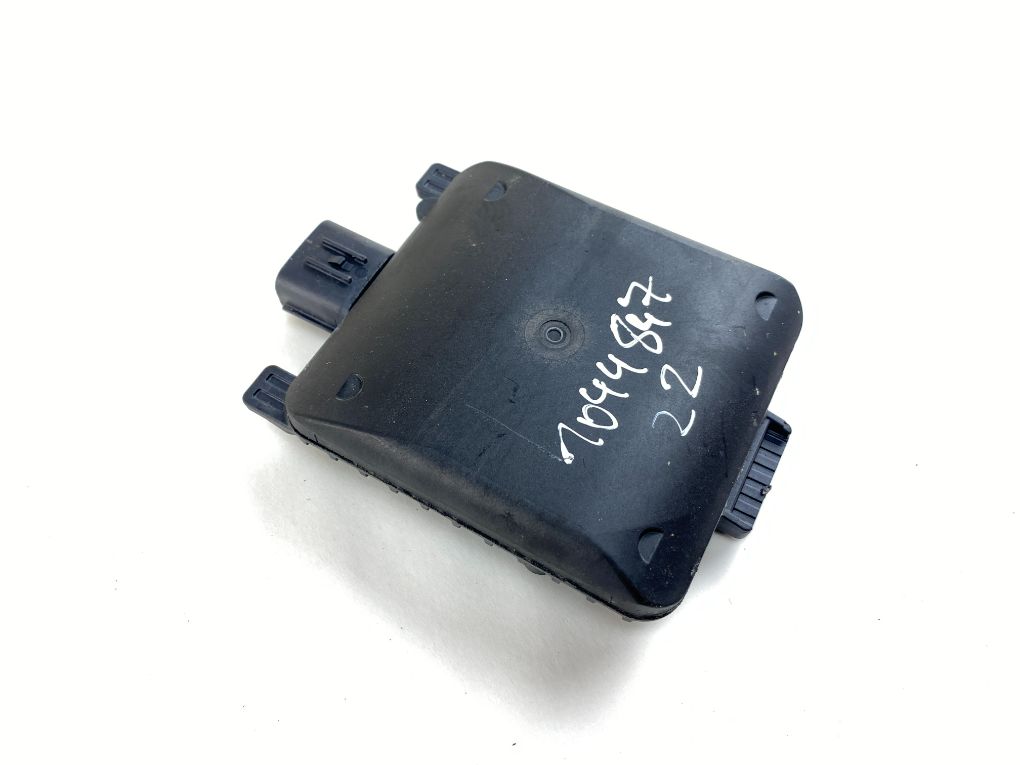 Volvo S60 BLIND SPOT radar sensor Blind spot radar sensor — VOLVO V60 II / S60 II...