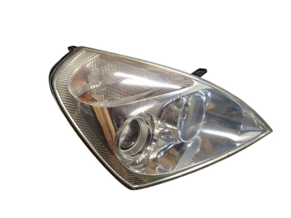 Kia Carnival Right headlight Right headlight — KIA CARNIVAL III (VQ) (2005-2...