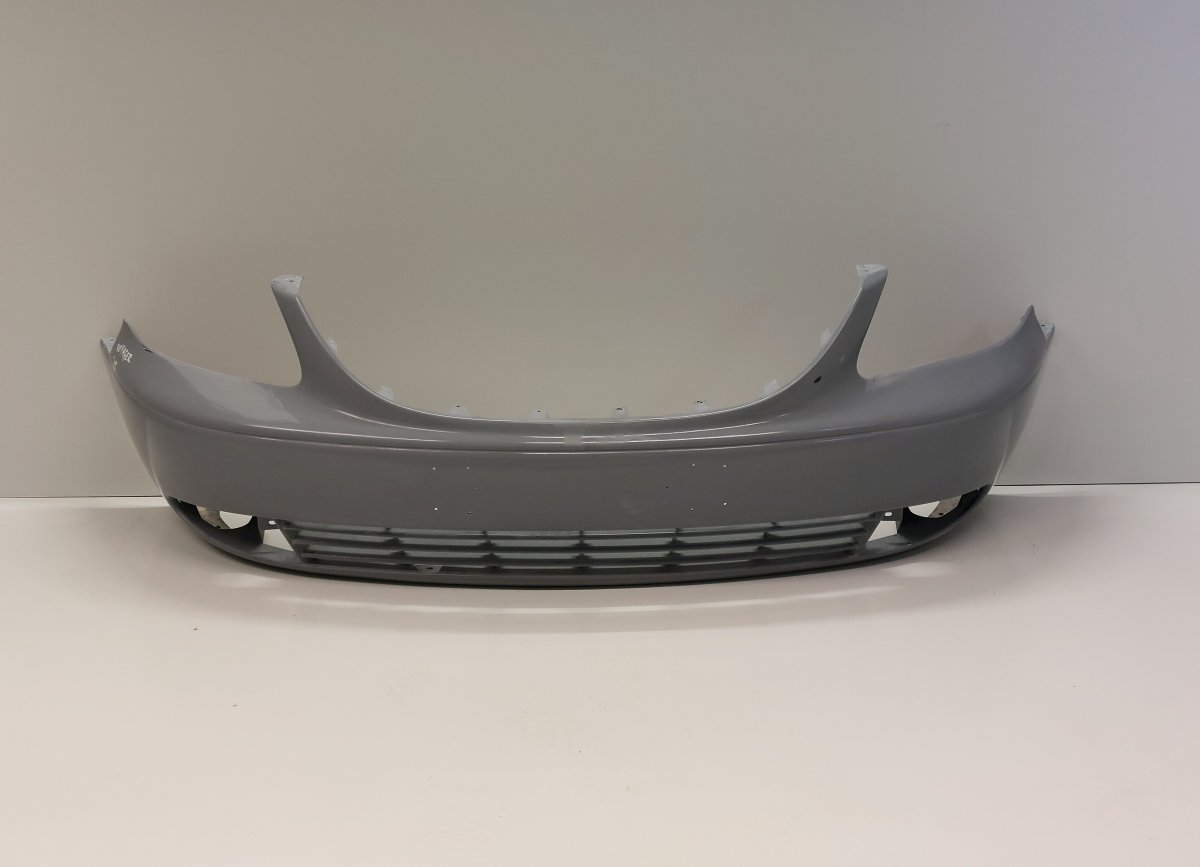 Chrysler Voyager / Town & Country front bumper Front bumper — CHRYSLER VOYAGER IV (RG, RS) (20...