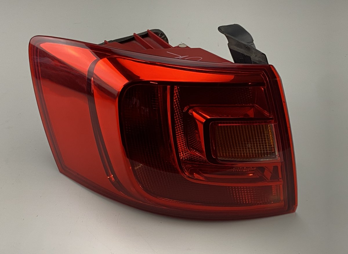 Volkswagen Jetta Left Rear Light Left rear light — VW JETTA VI (162) (2010-2018)...